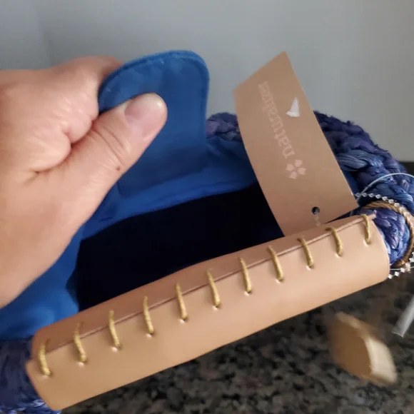 Naturalizer Cornhusk Straw Bag. - Picture 8 of 16